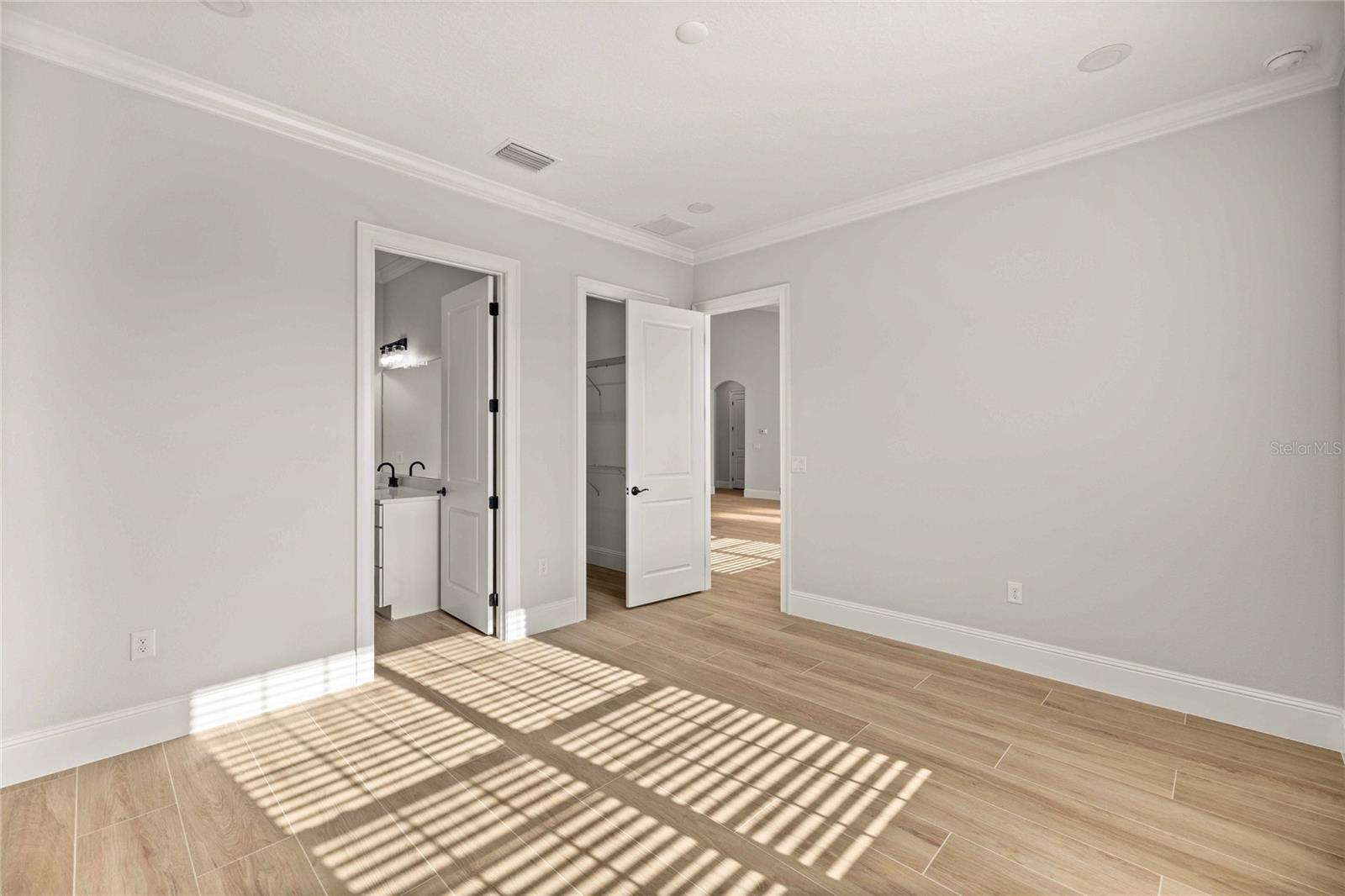 IRISH ACRES ADD - Residential
