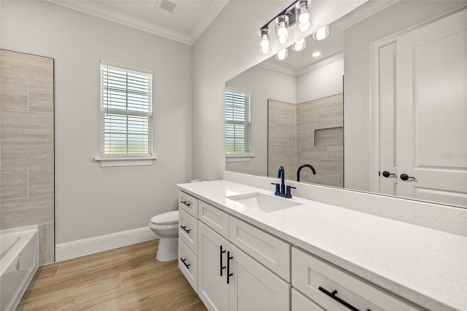 IRISH ACRES ADD - Residential