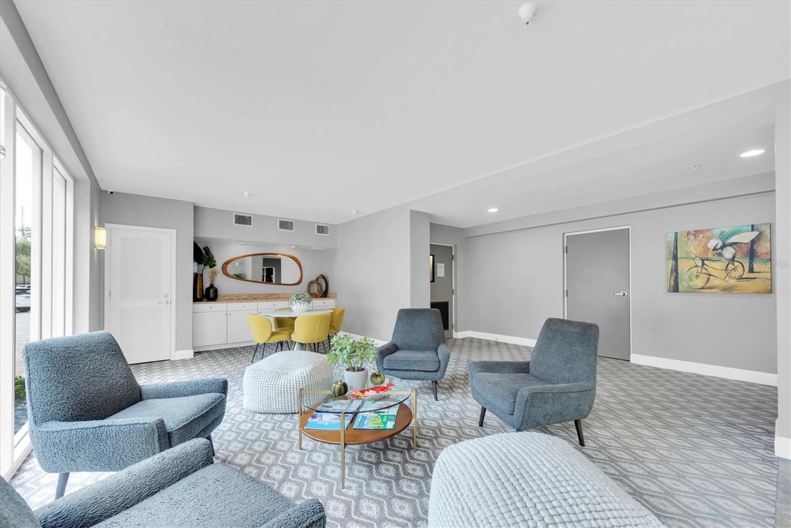 210 5TH AVENUE S 404