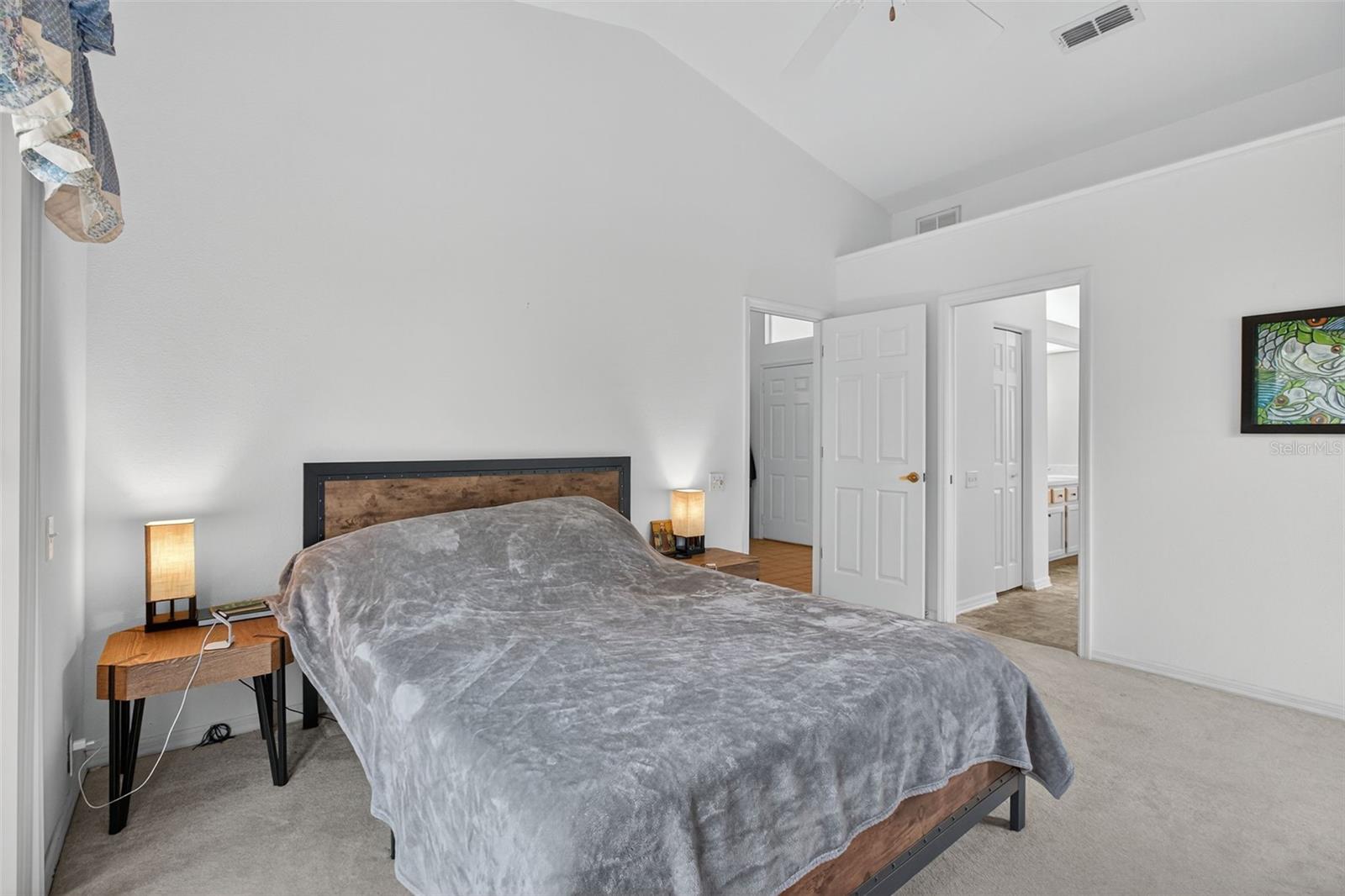 THE ESTATES - Residential Lease