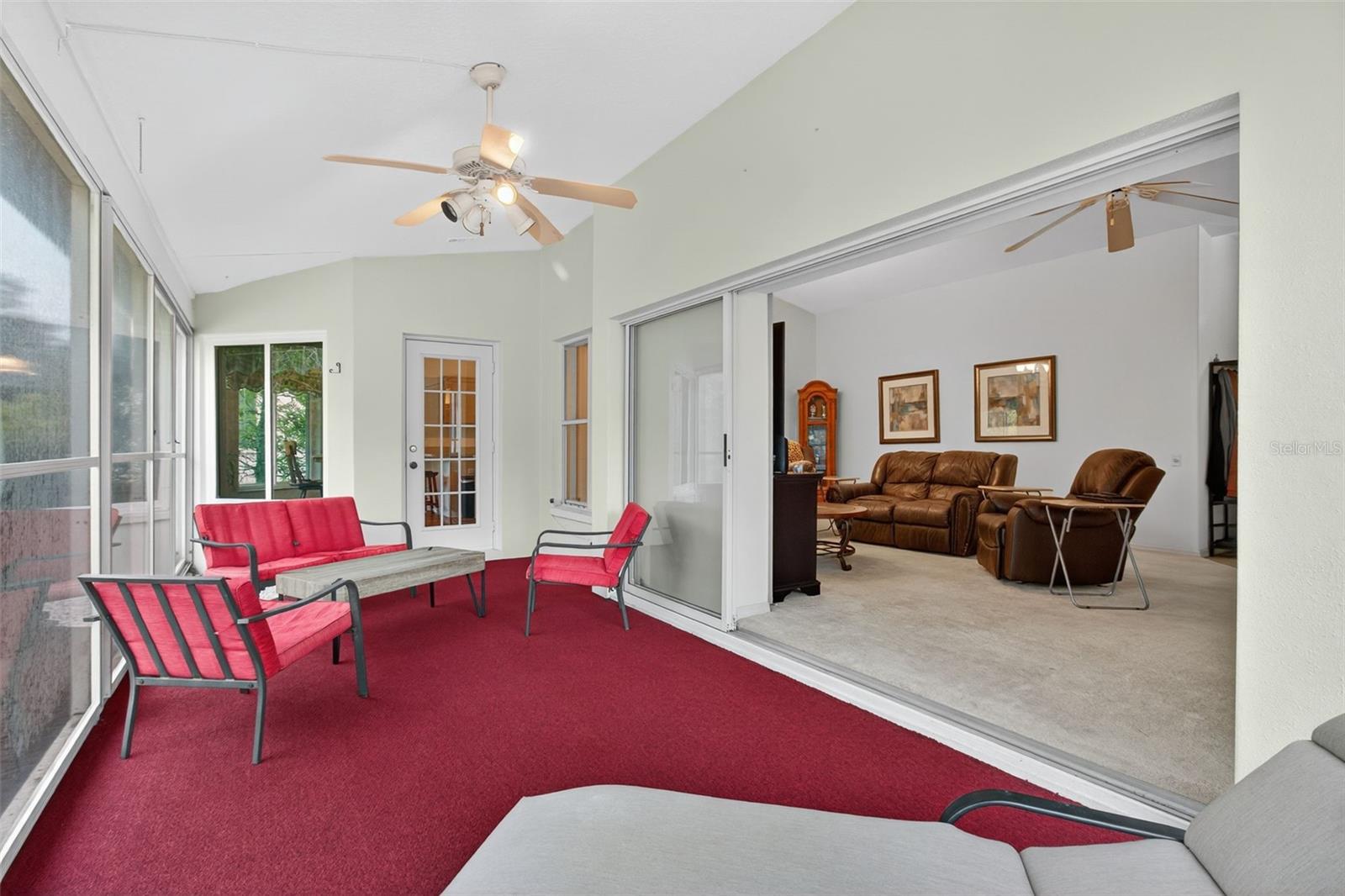 THE ESTATES - Residential Lease