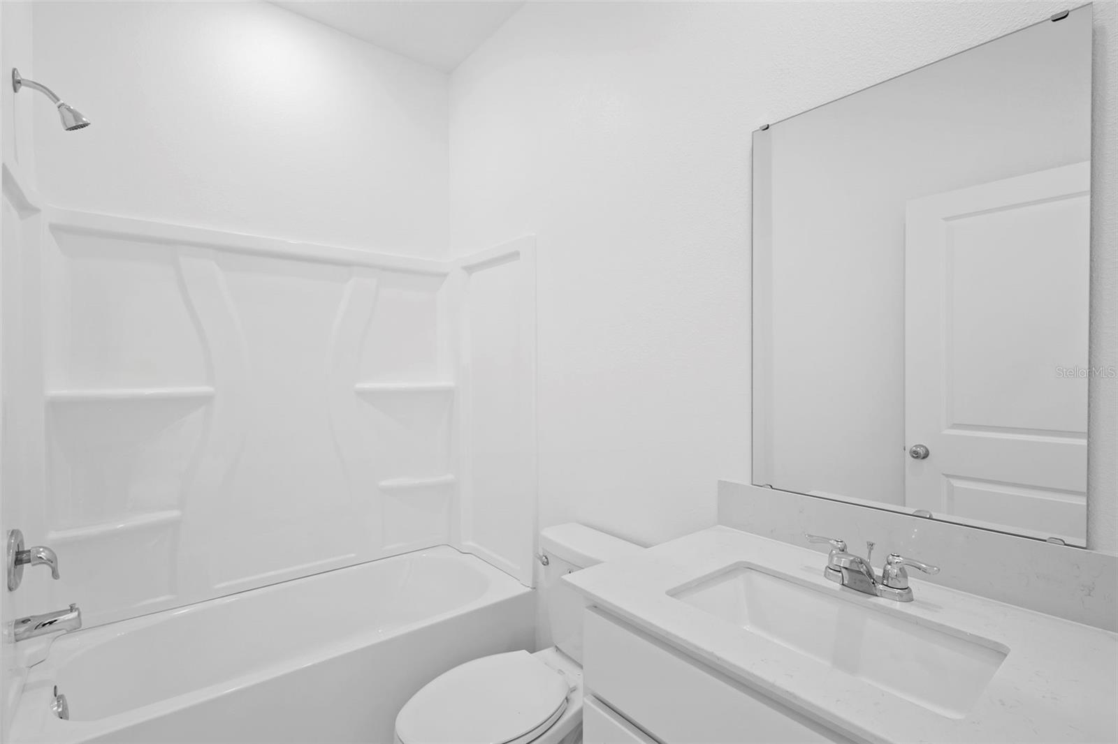 LAKE HAMILTON 50'S - Residential Lease