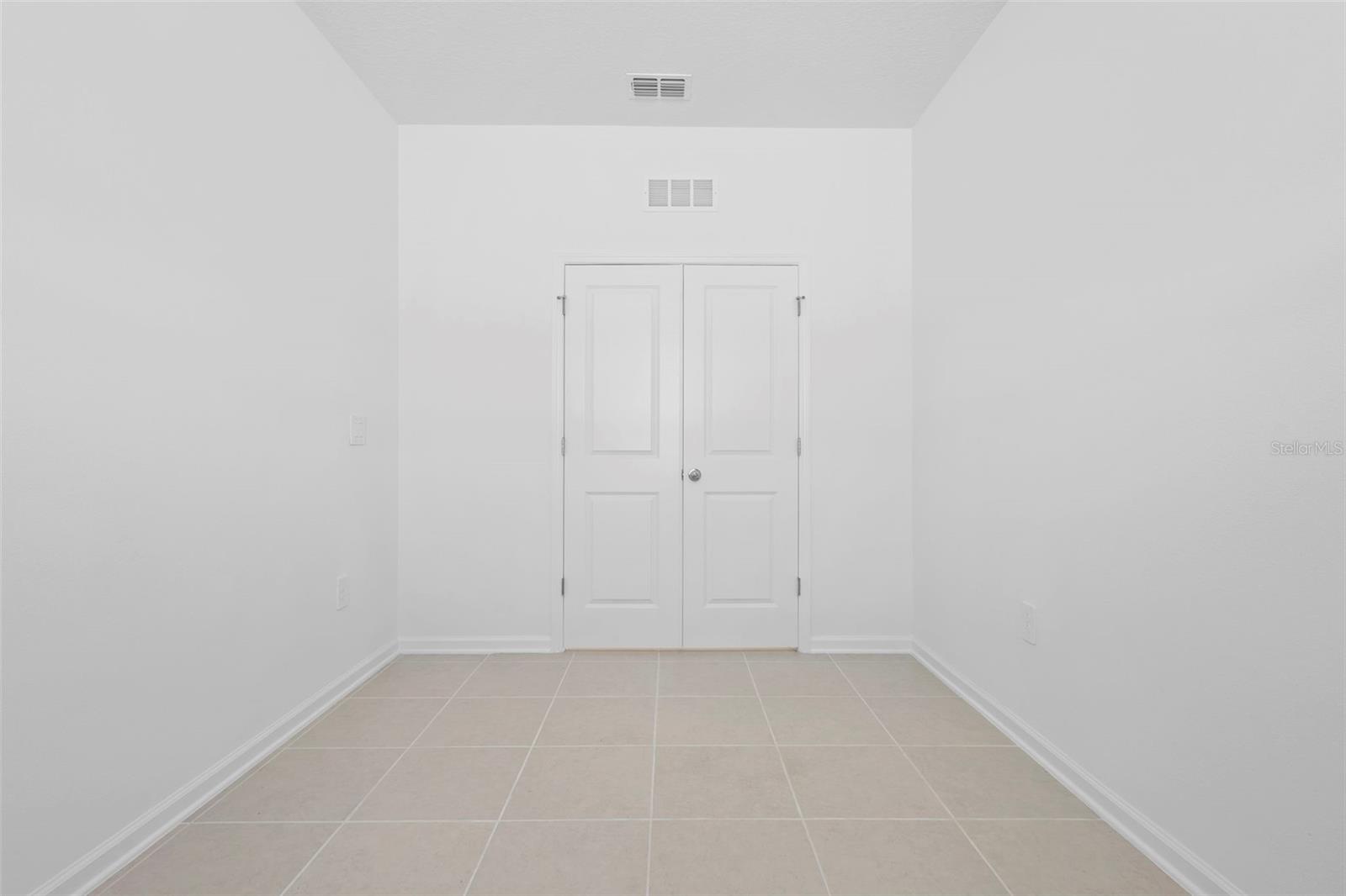 LAKE HAMILTON 50'S - Residential Lease