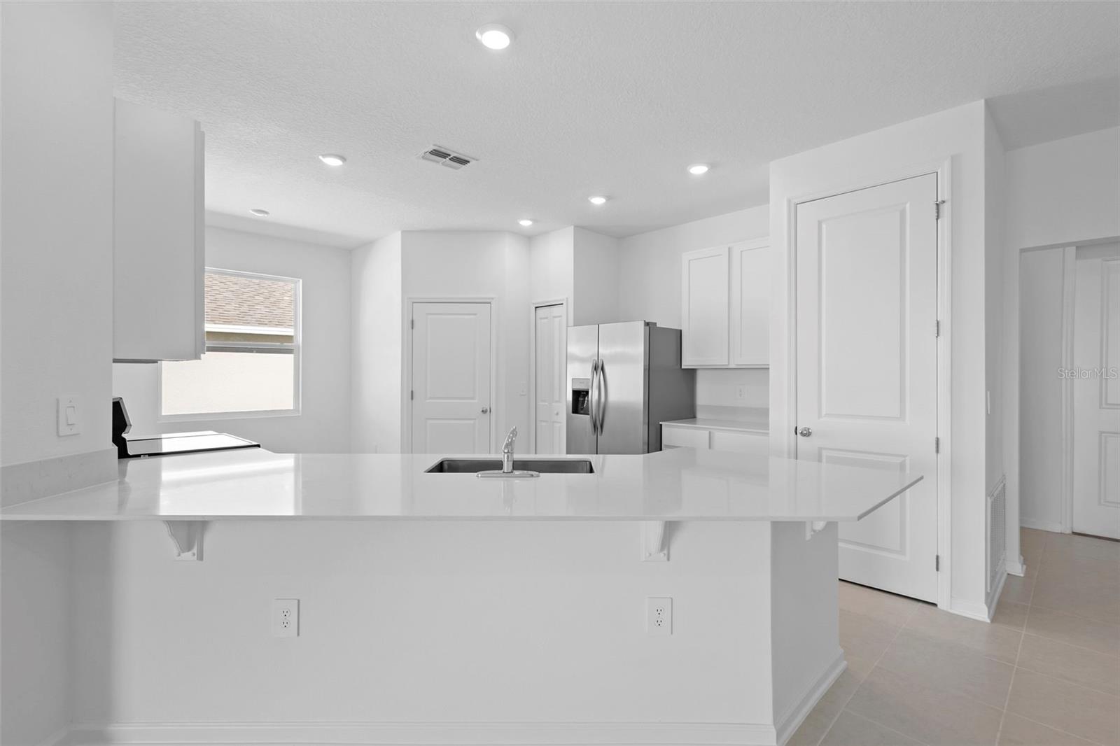 LAKE HAMILTON 50'S - Residential Lease