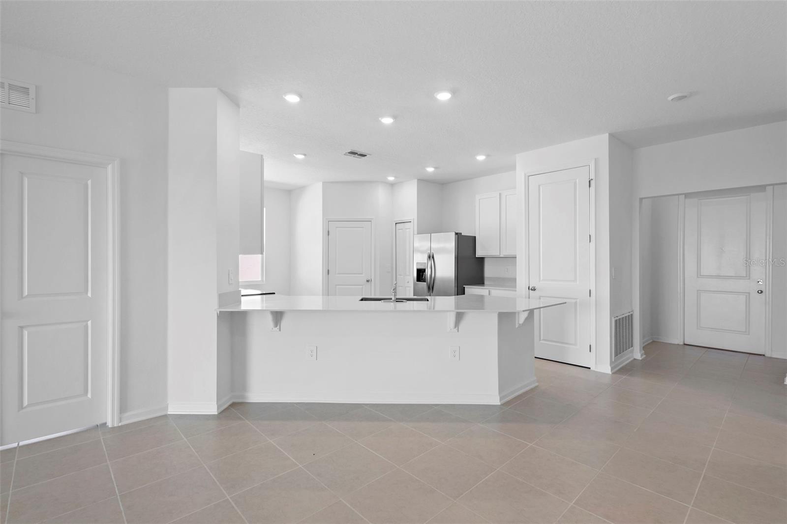 LAKE HAMILTON 50'S - Residential Lease