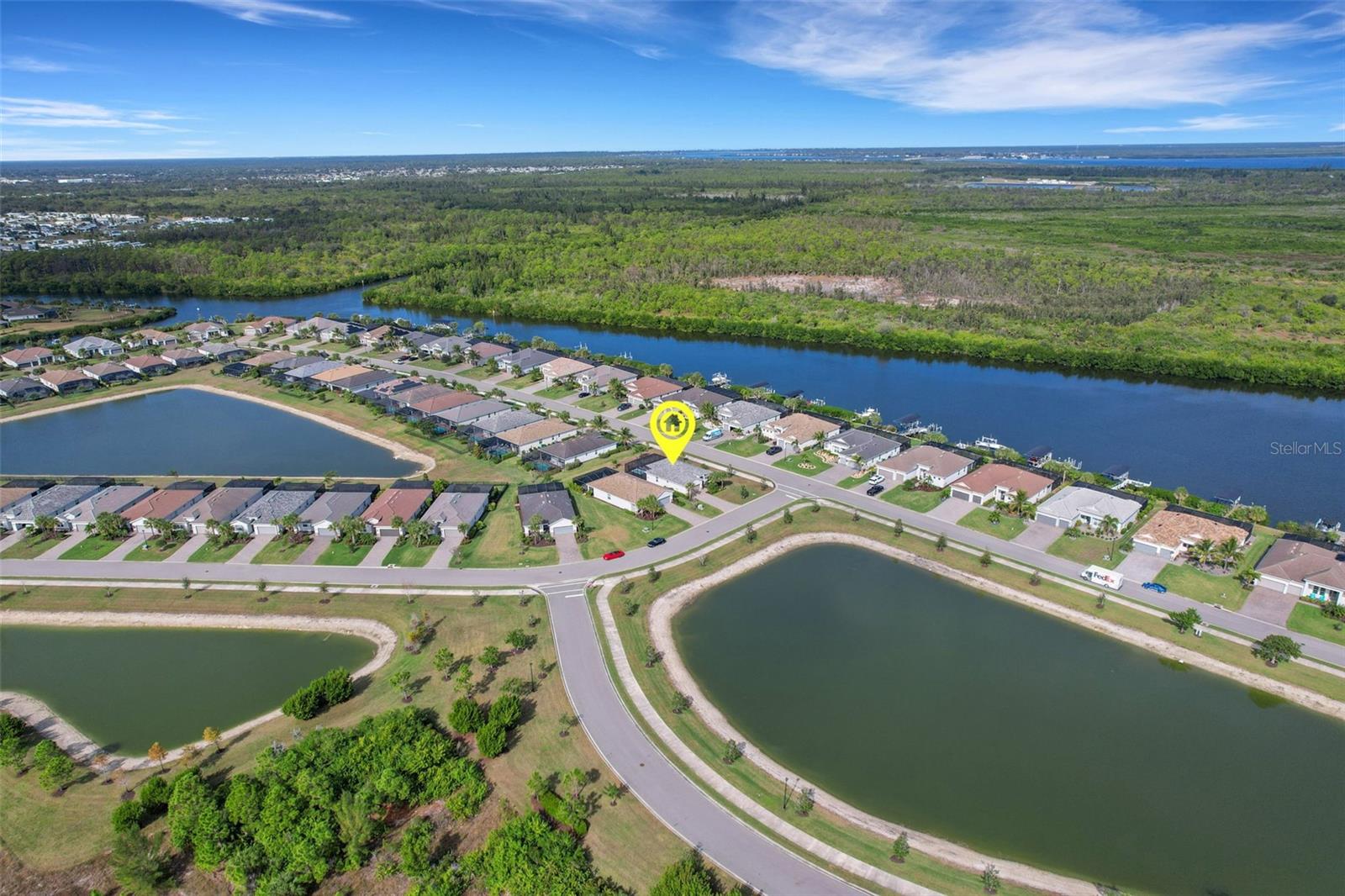 HARBOR WEST - Residential