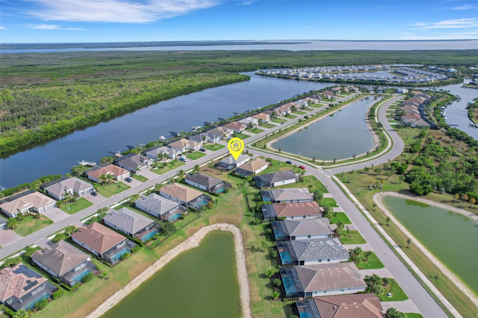 HARBOR WEST - Residential