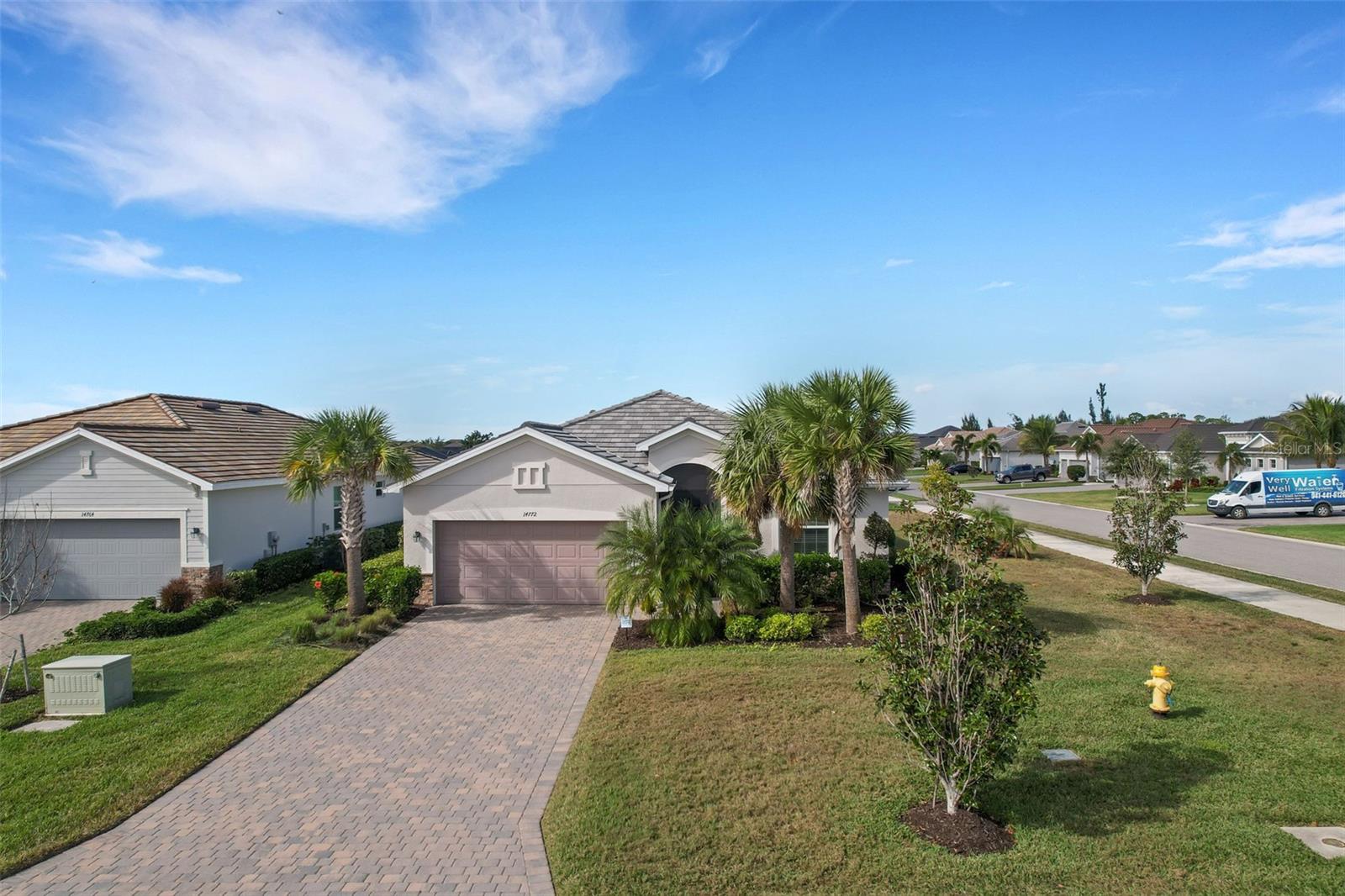 HARBOR WEST - Residential