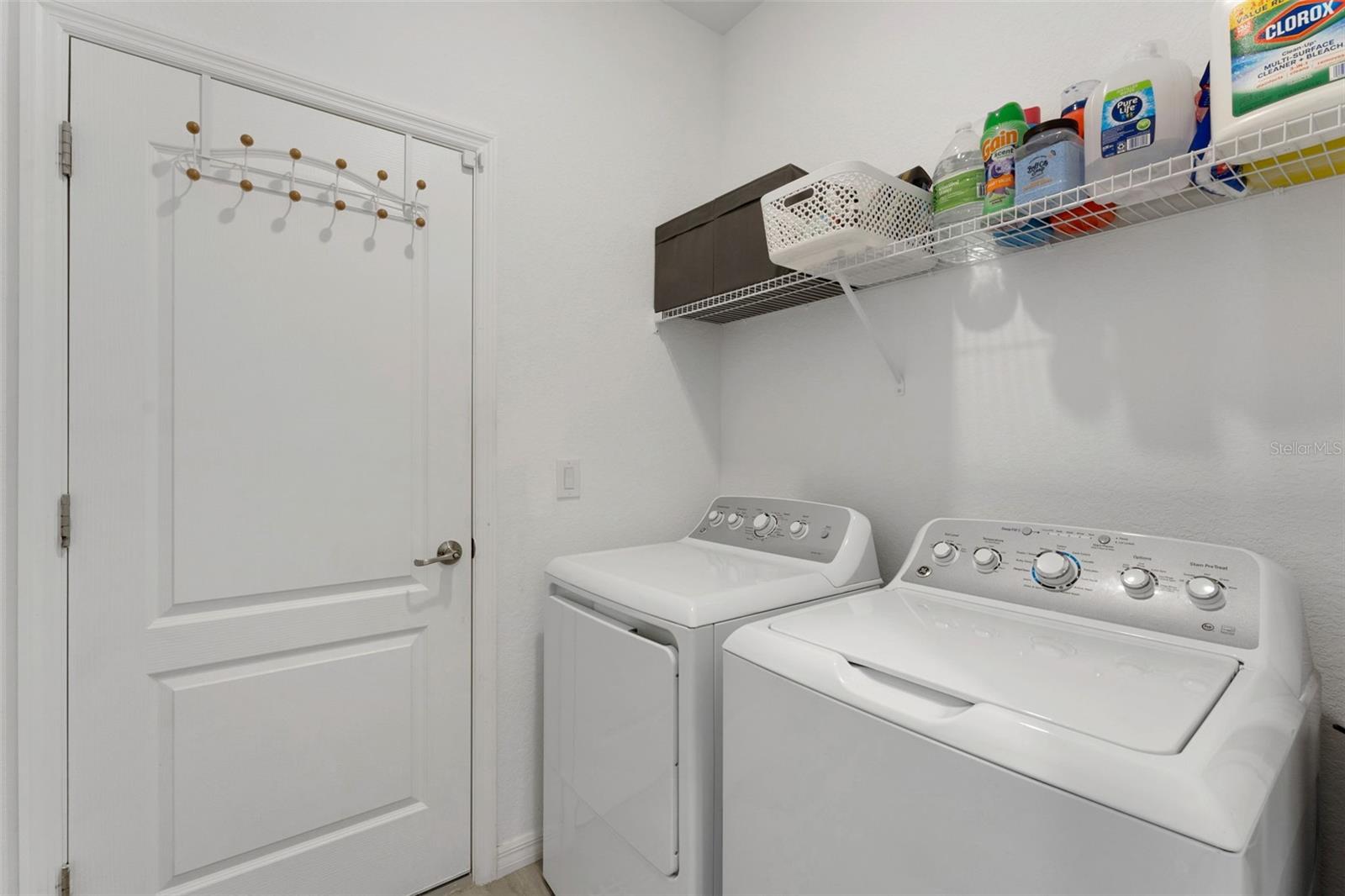 HARBOR WEST - Residential