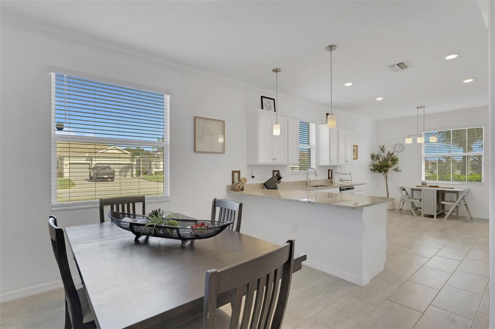 HARBOR WEST - Residential