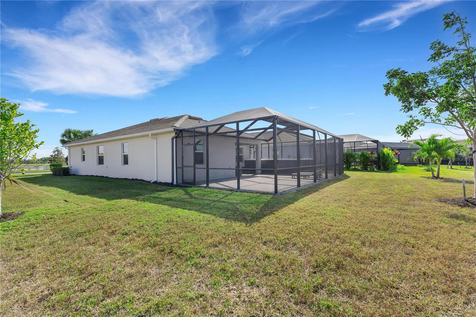 HARBOR WEST - Residential