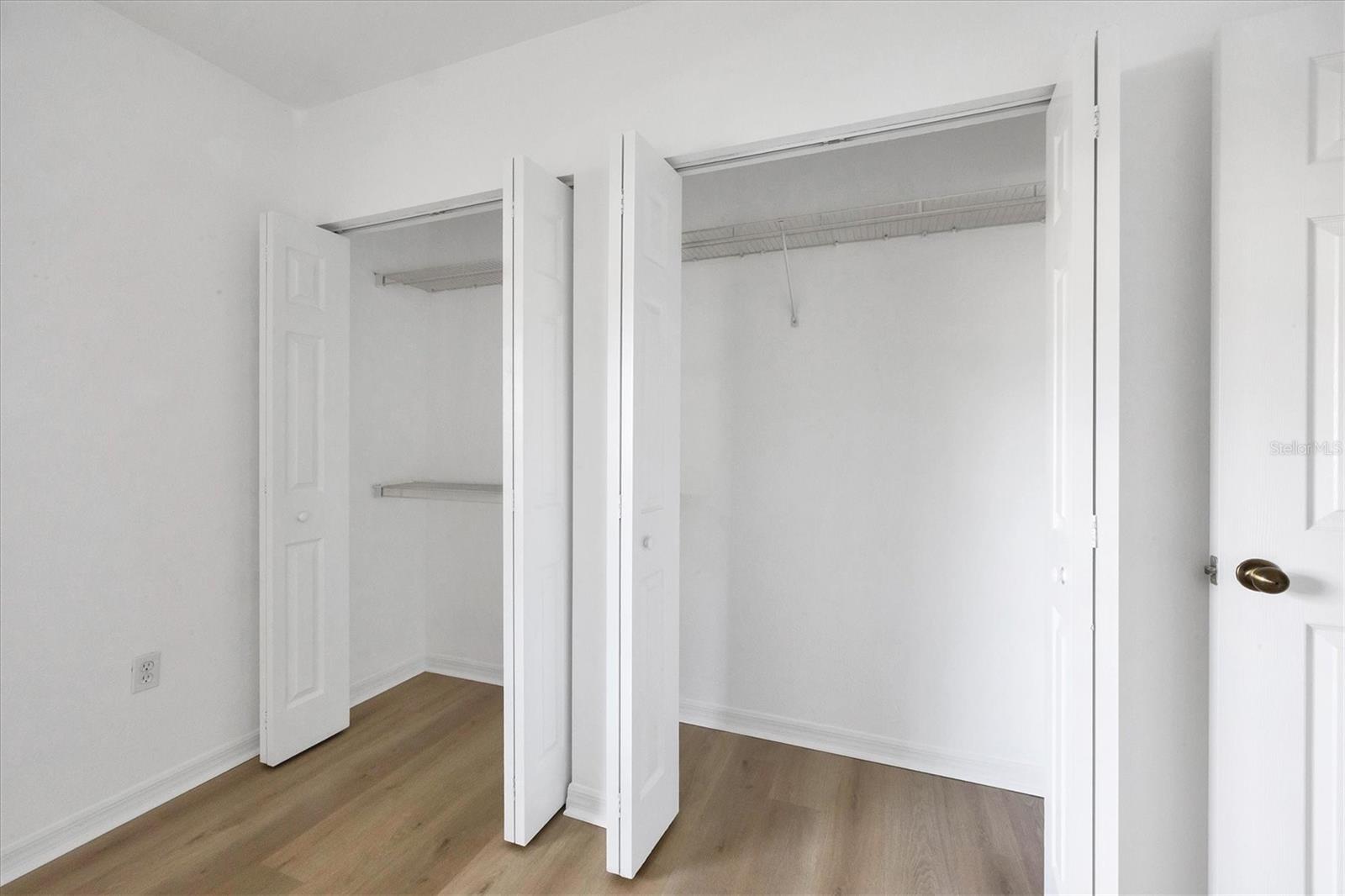 VILLAGIO - Residential Lease