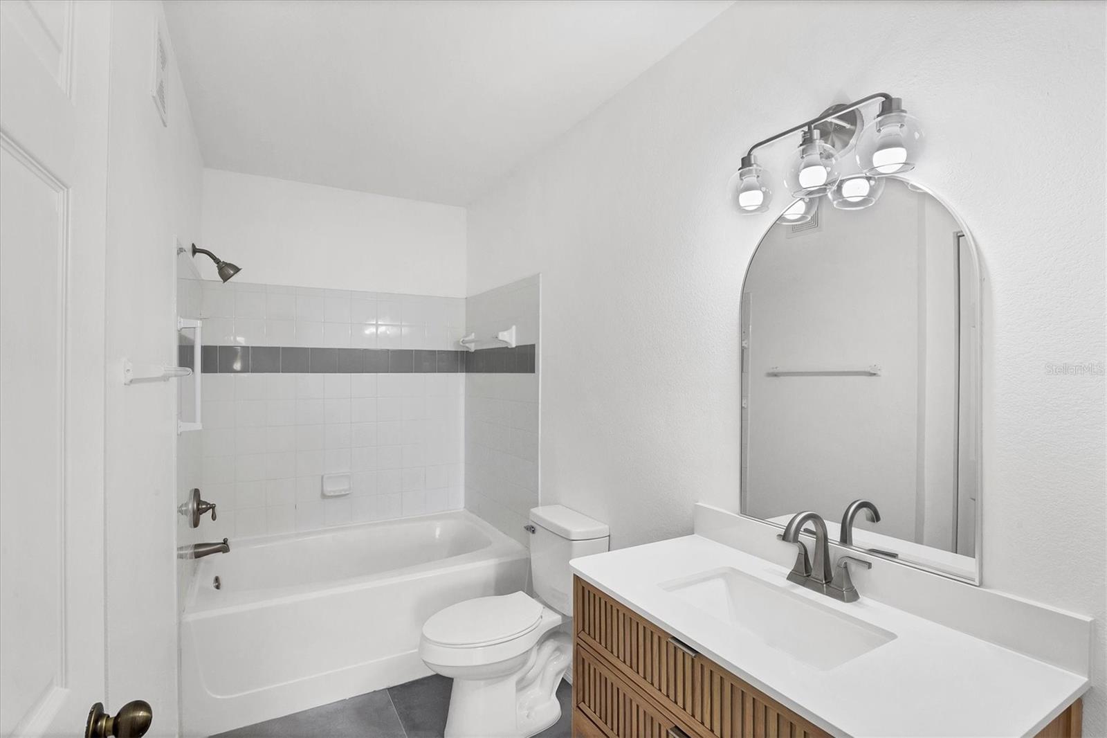 VILLAGIO - Residential Lease