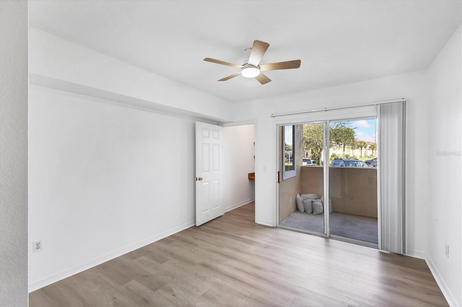 VILLAGIO - Residential Lease