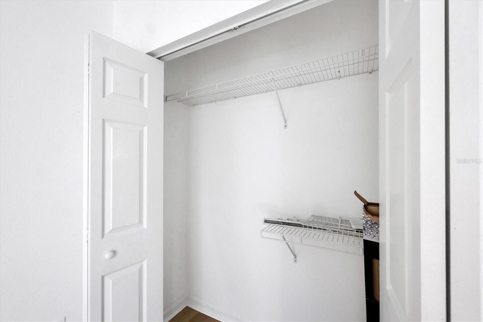 VILLAGIO - Residential Lease