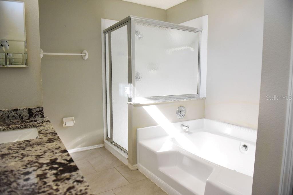 PERIDIA GOLF AND COUNTRY CLUB - Residential