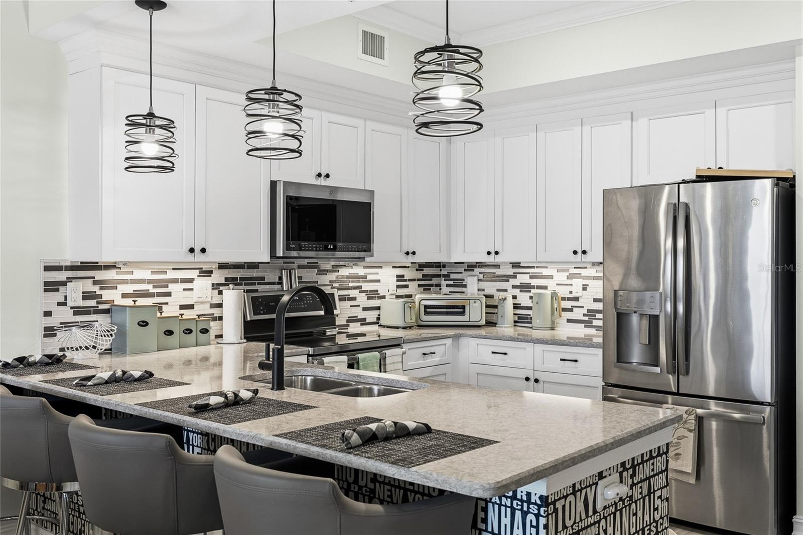 HARBOR PLACE AT SAFETY HARBOR CONDO - Residential