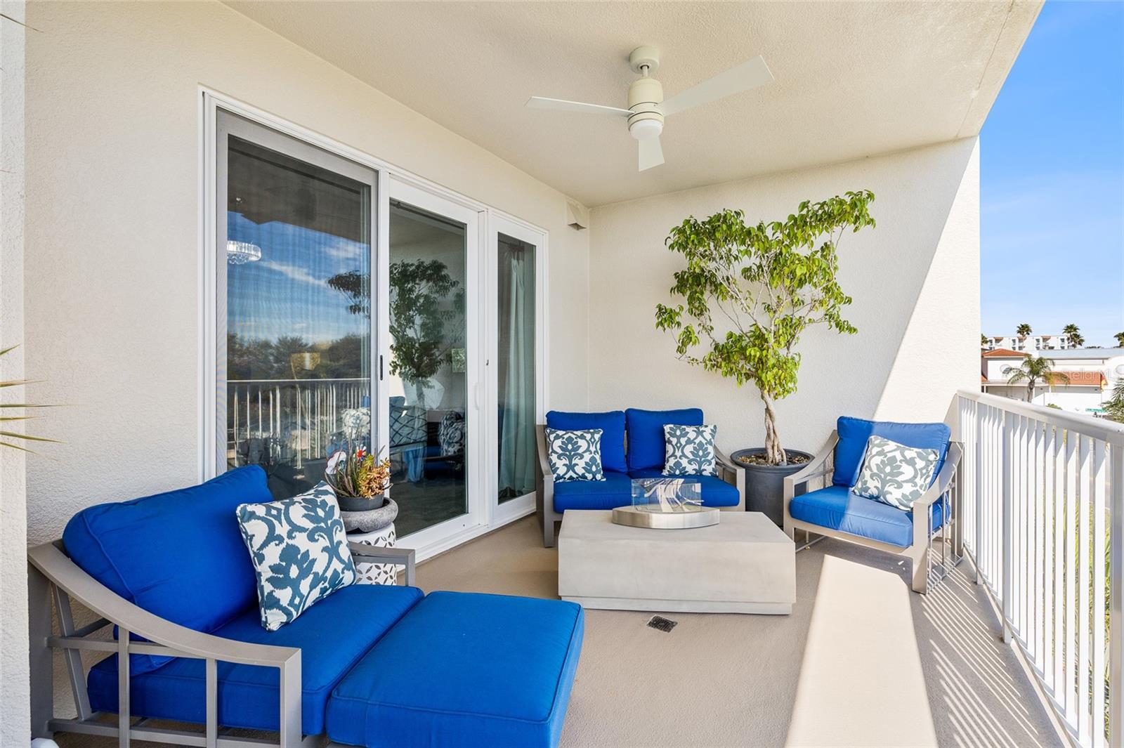 HARBOR PLACE AT SAFETY HARBOR CONDO - Residential