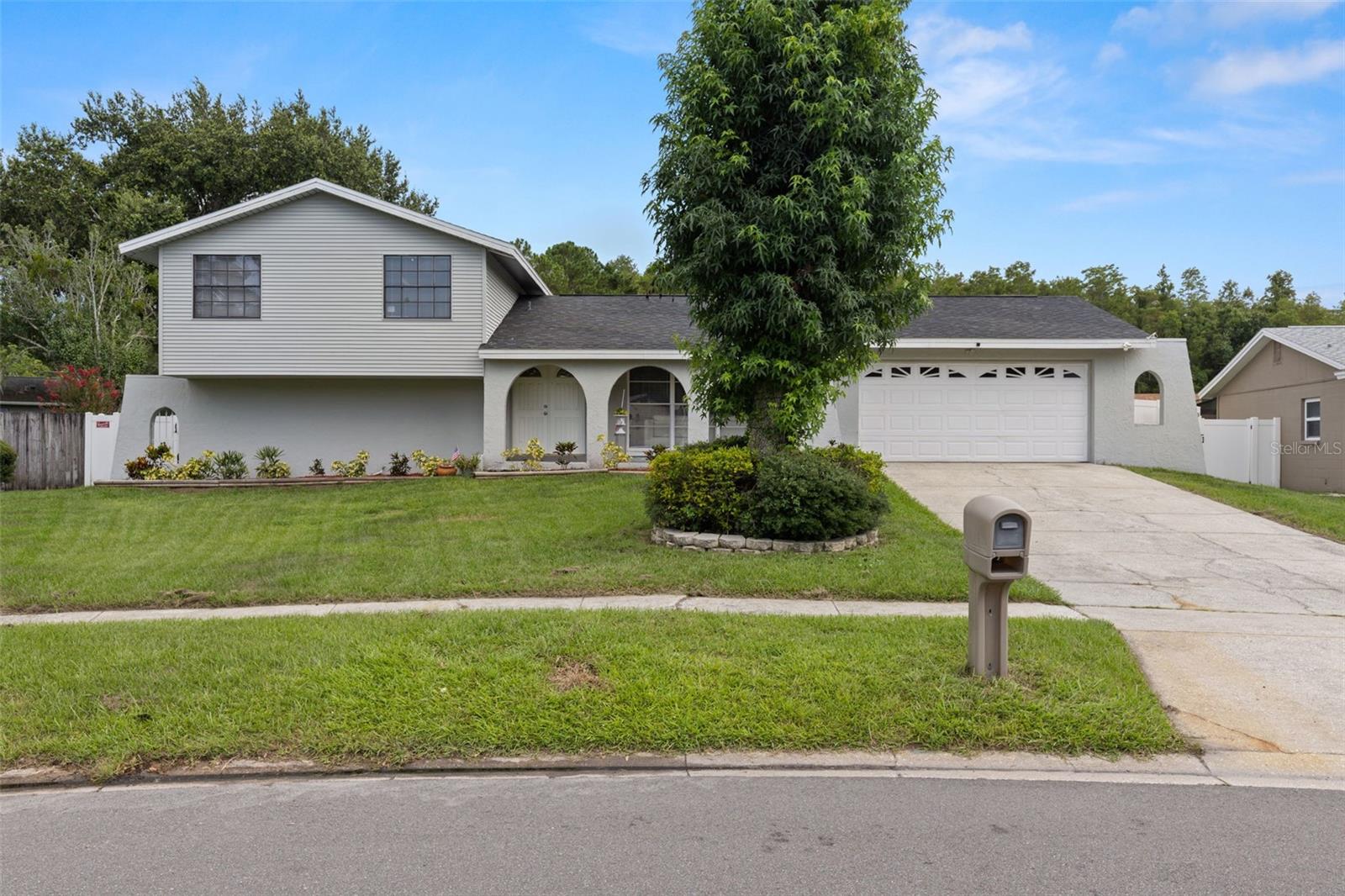 16521 SILVERHILL DRIVE