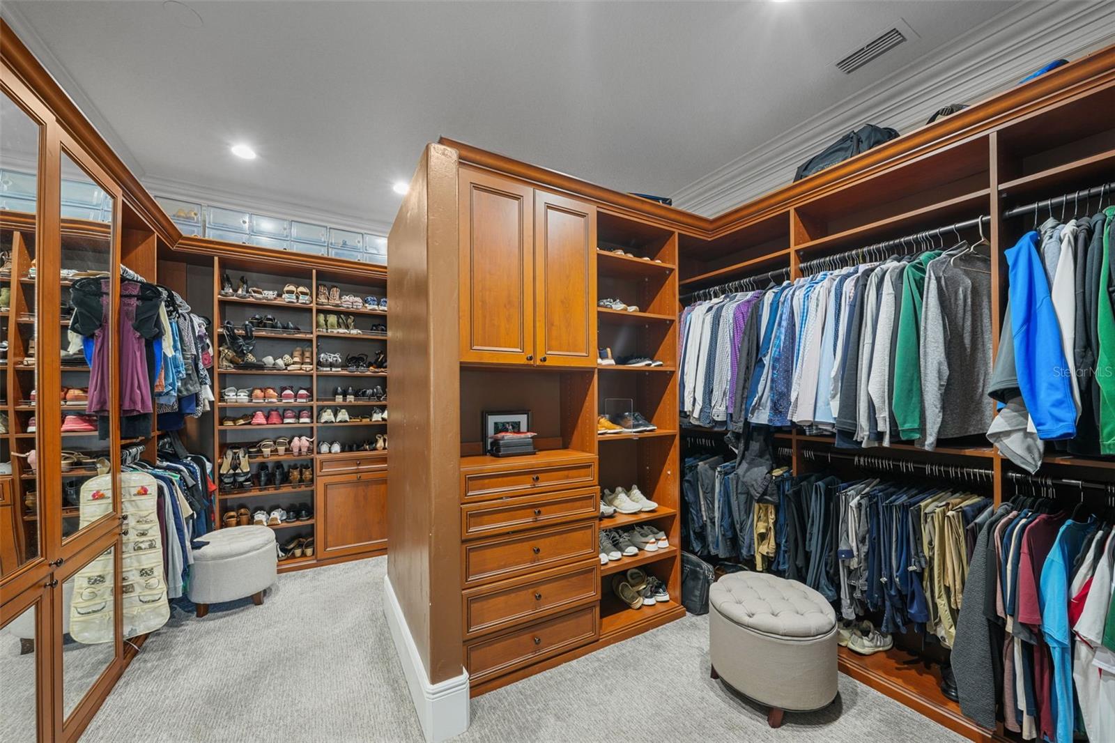 DAVIS ISLANDS REP OF PT O - Residential