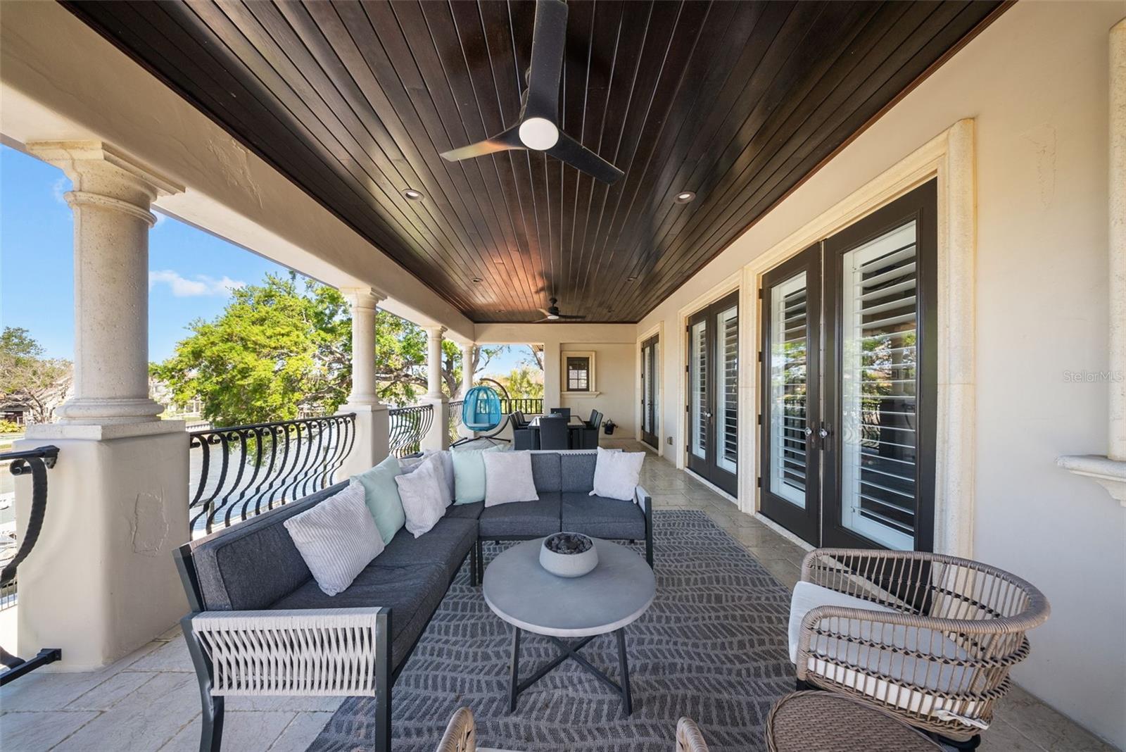 DAVIS ISLANDS REP OF PT O - Residential