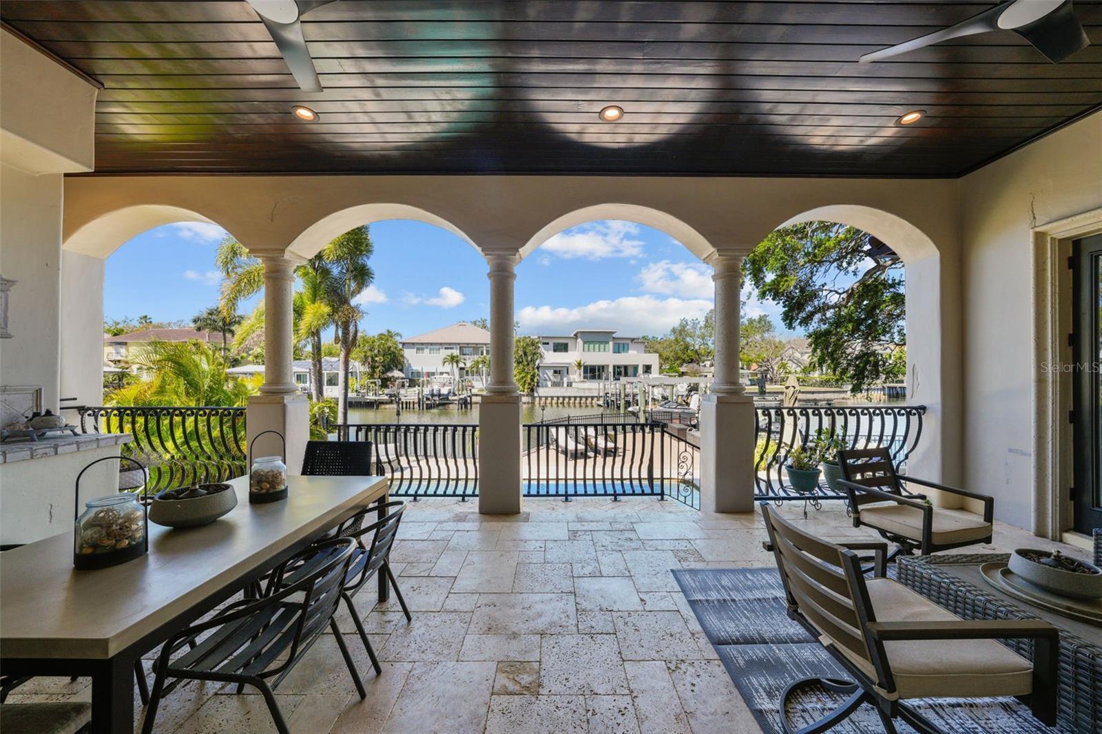 DAVIS ISLANDS REP OF PT O - Residential