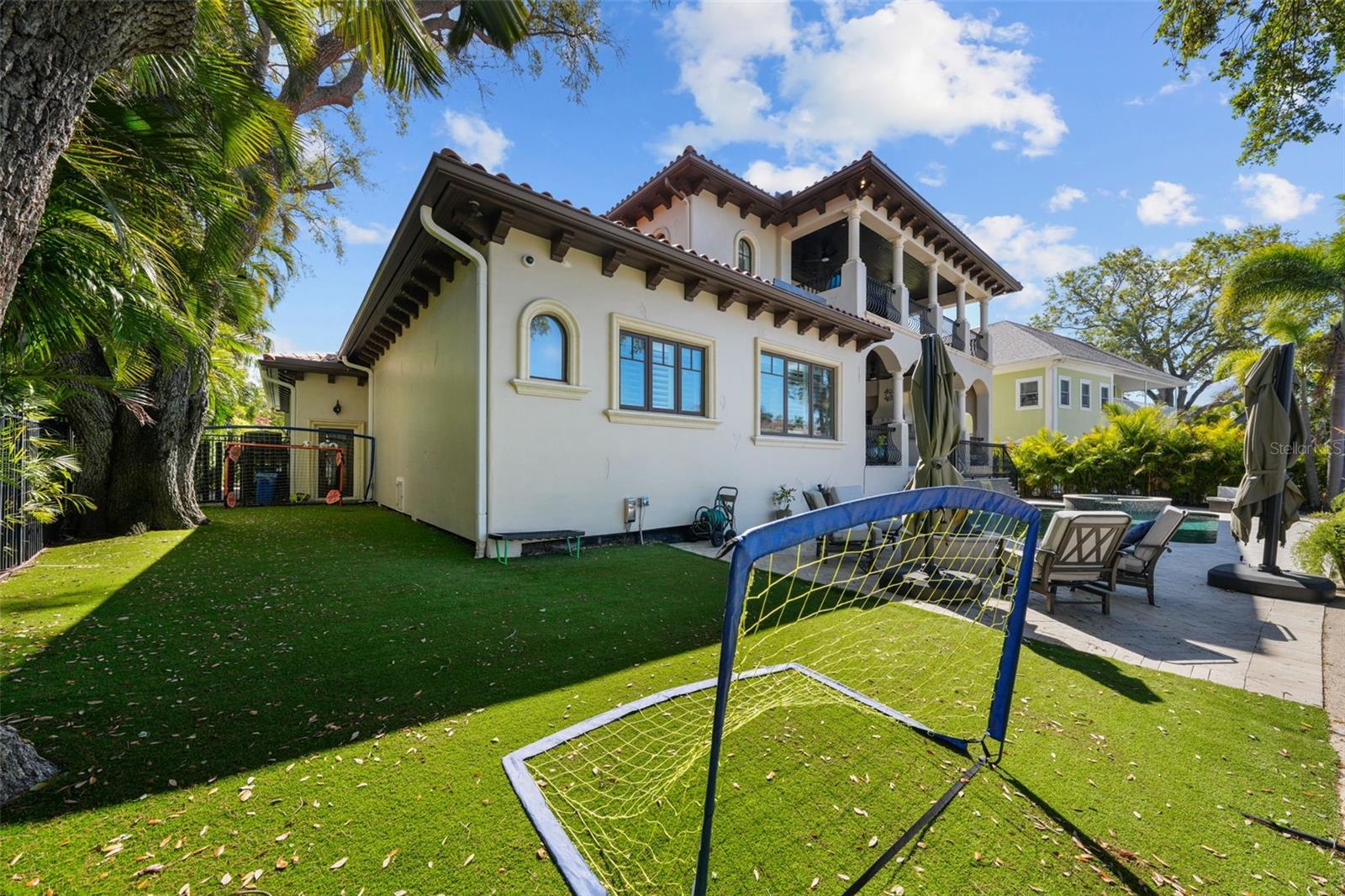 DAVIS ISLANDS REP OF PT O - Residential