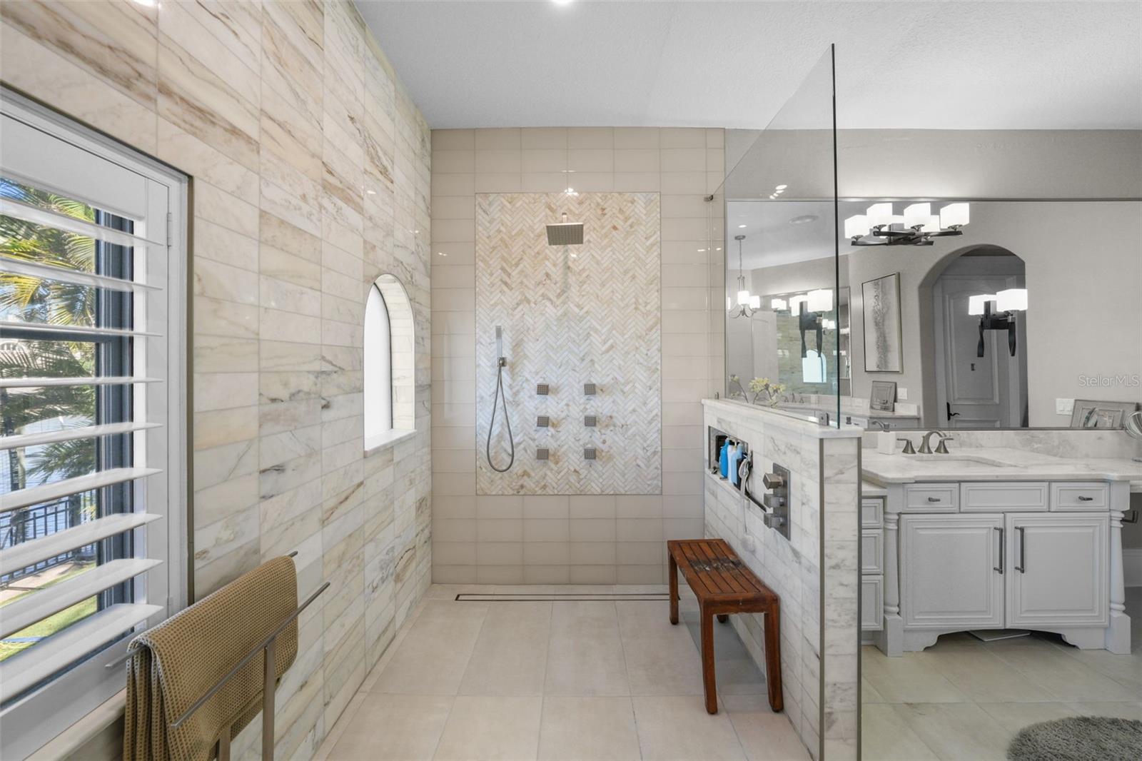 DAVIS ISLANDS REP OF PT O - Residential