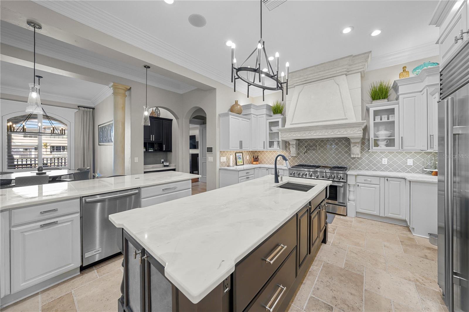 DAVIS ISLANDS REP OF PT O - Residential