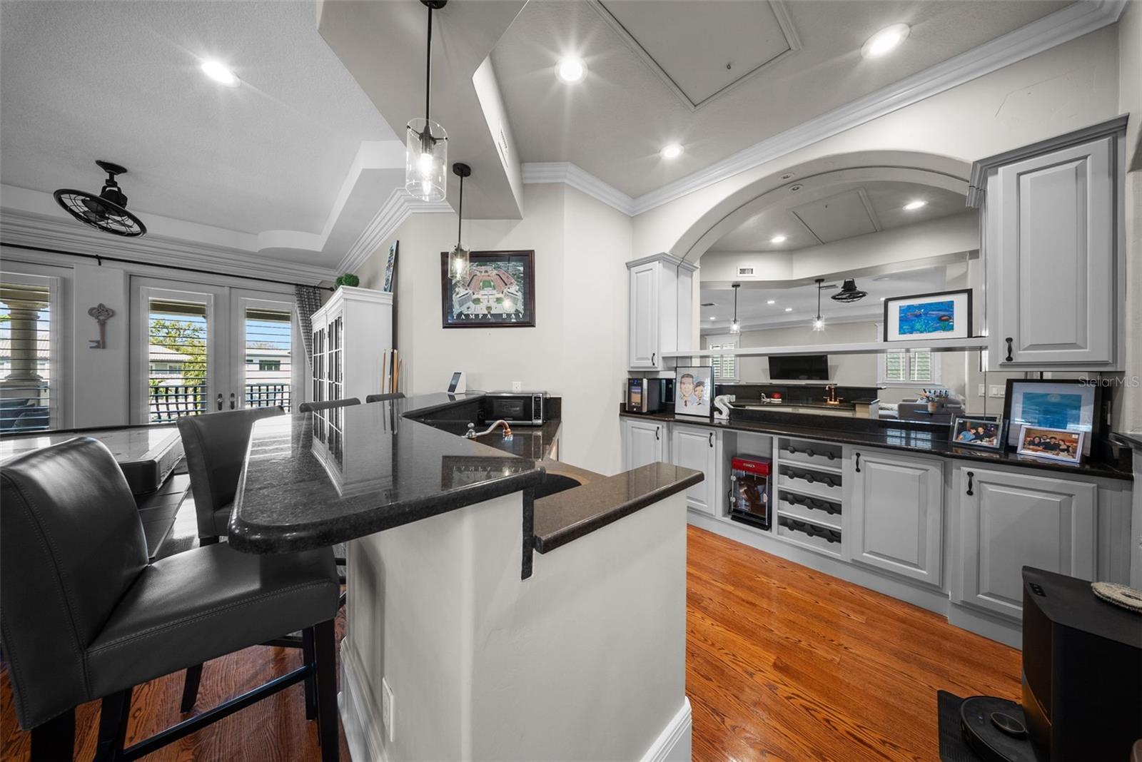 DAVIS ISLANDS REP OF PT O - Residential