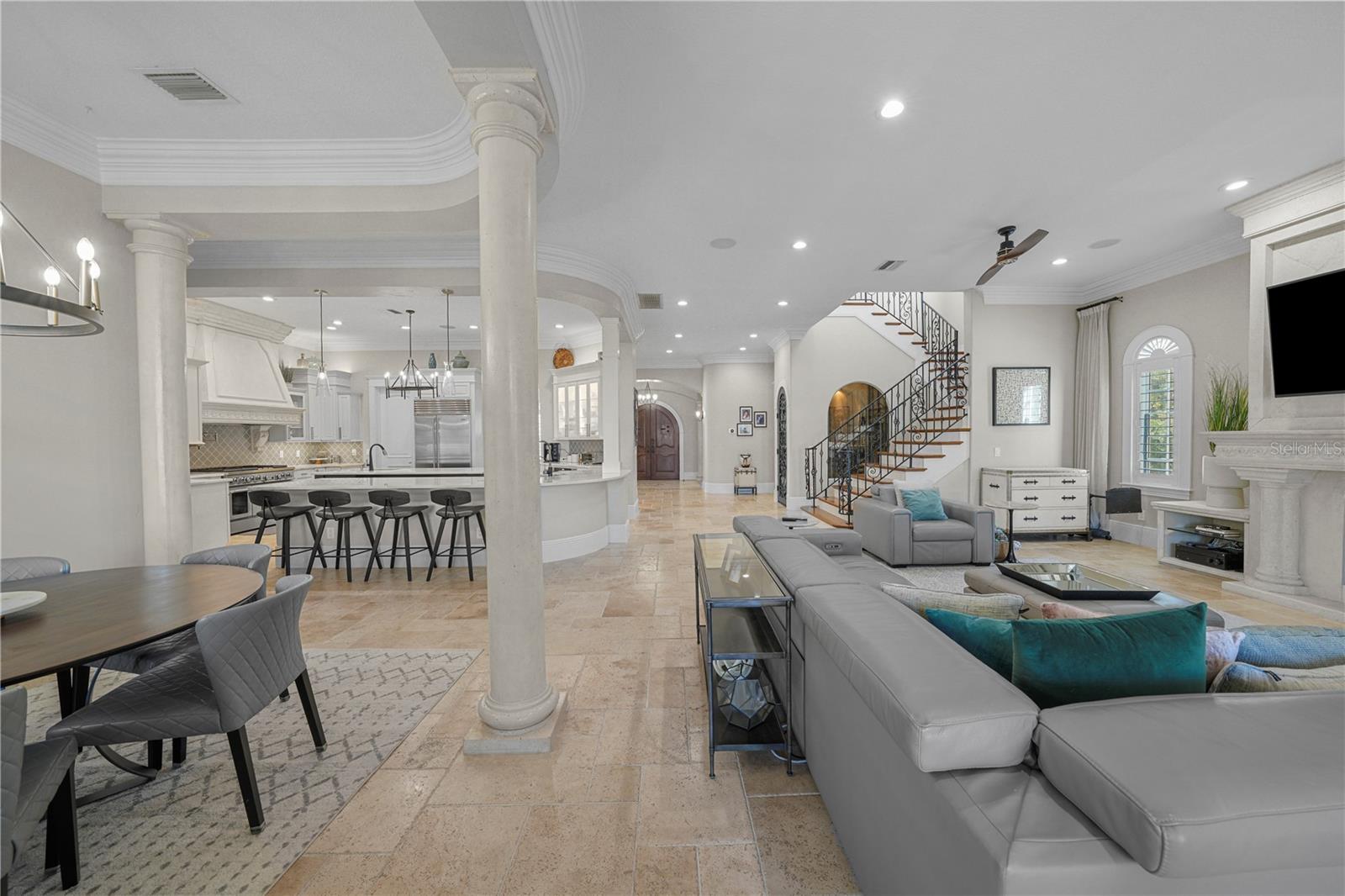 DAVIS ISLANDS REP OF PT O - Residential