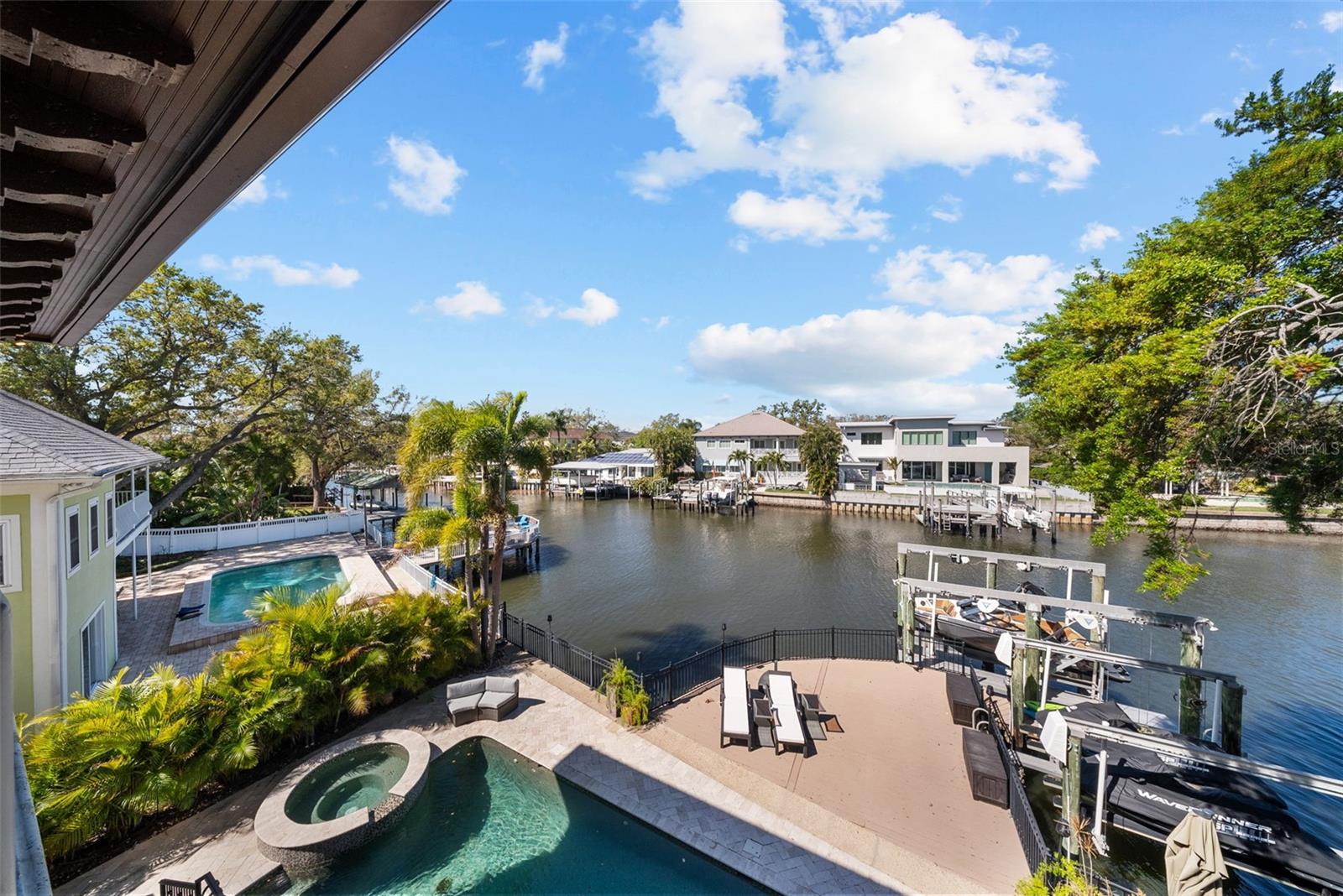 DAVIS ISLANDS REP OF PT O - Residential