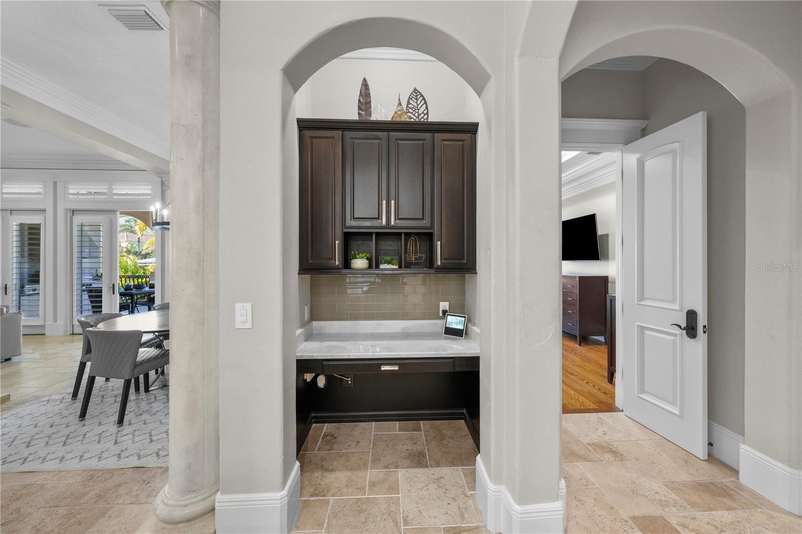 DAVIS ISLANDS REP OF PT O - Residential