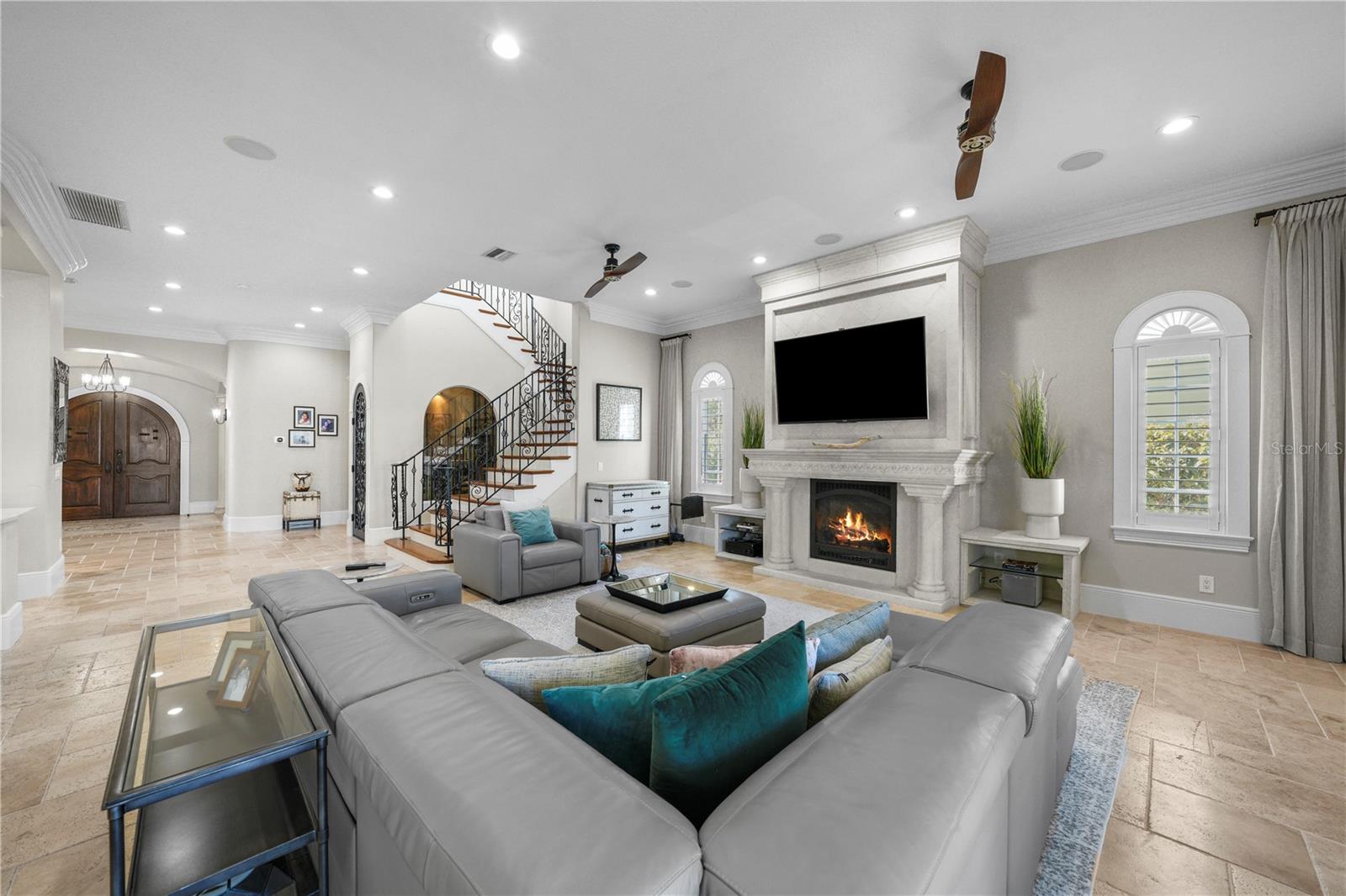 DAVIS ISLANDS REP OF PT O - Residential