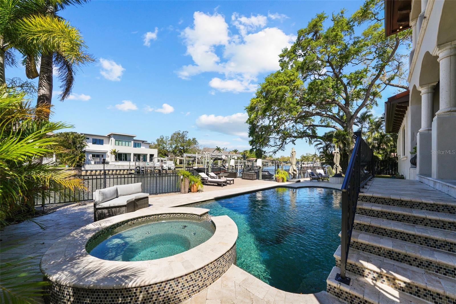 DAVIS ISLANDS REP OF PT O - Residential