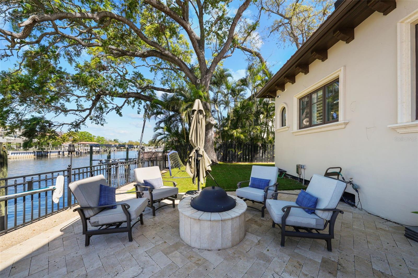 DAVIS ISLANDS REP OF PT O - Residential