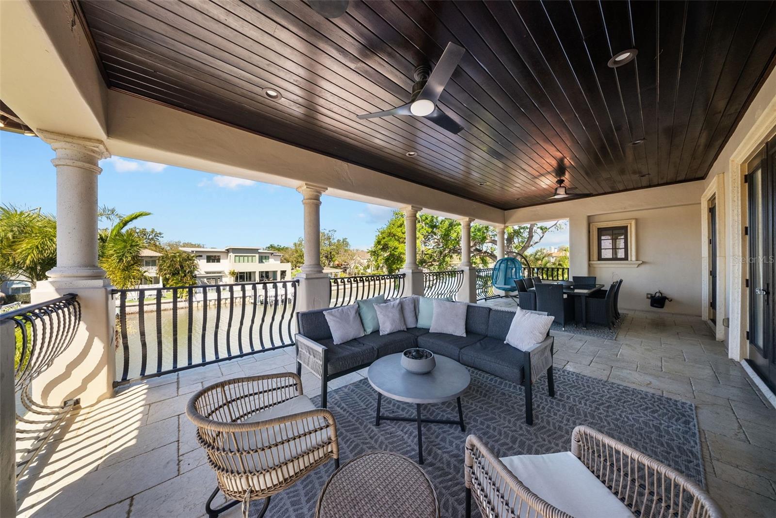 DAVIS ISLANDS REP OF PT O - Residential