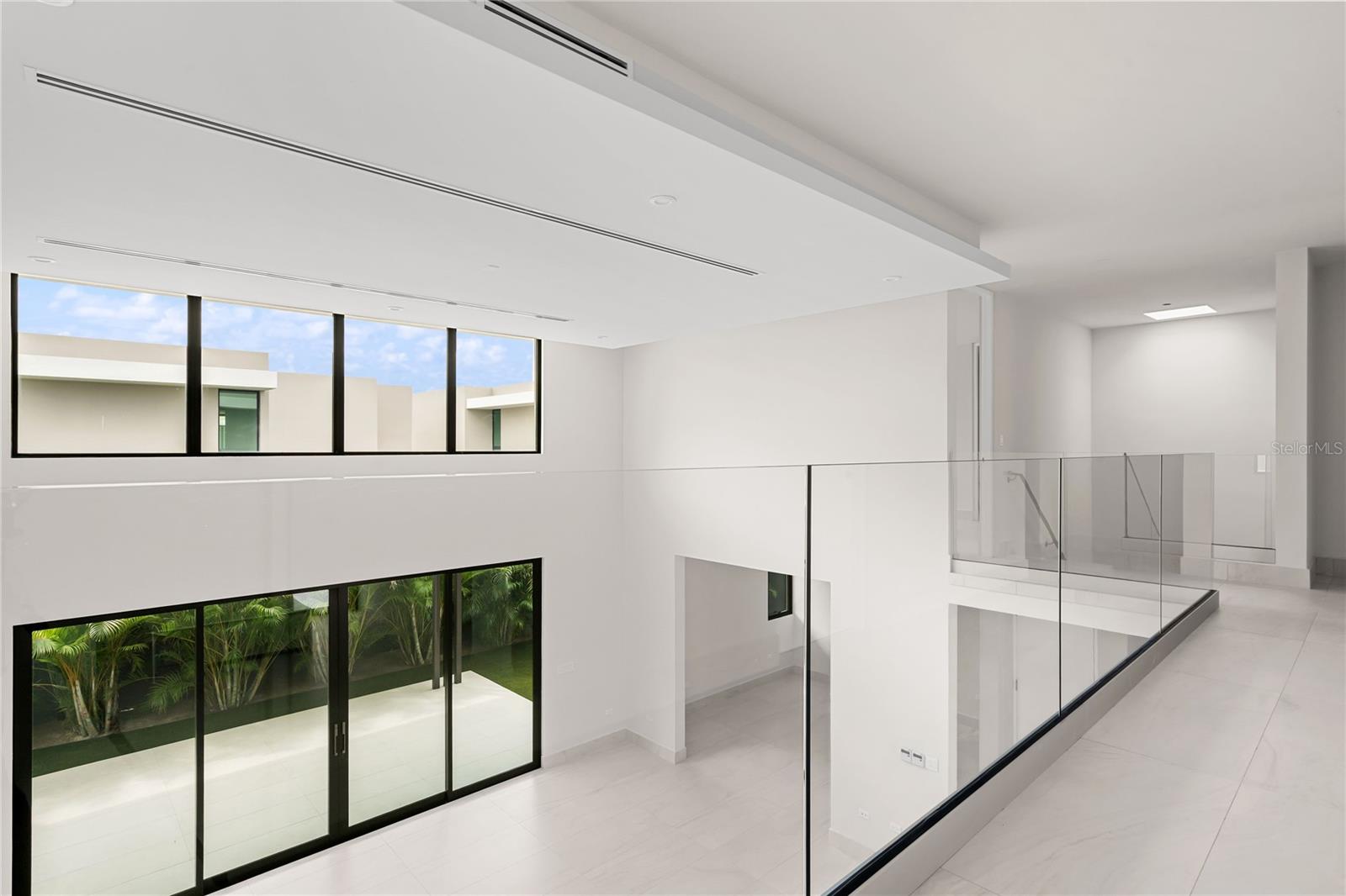 RIVIERA PARKVIEW - Residential