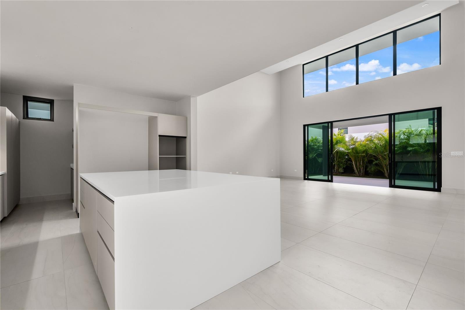 RIVIERA PARKVIEW - Residential