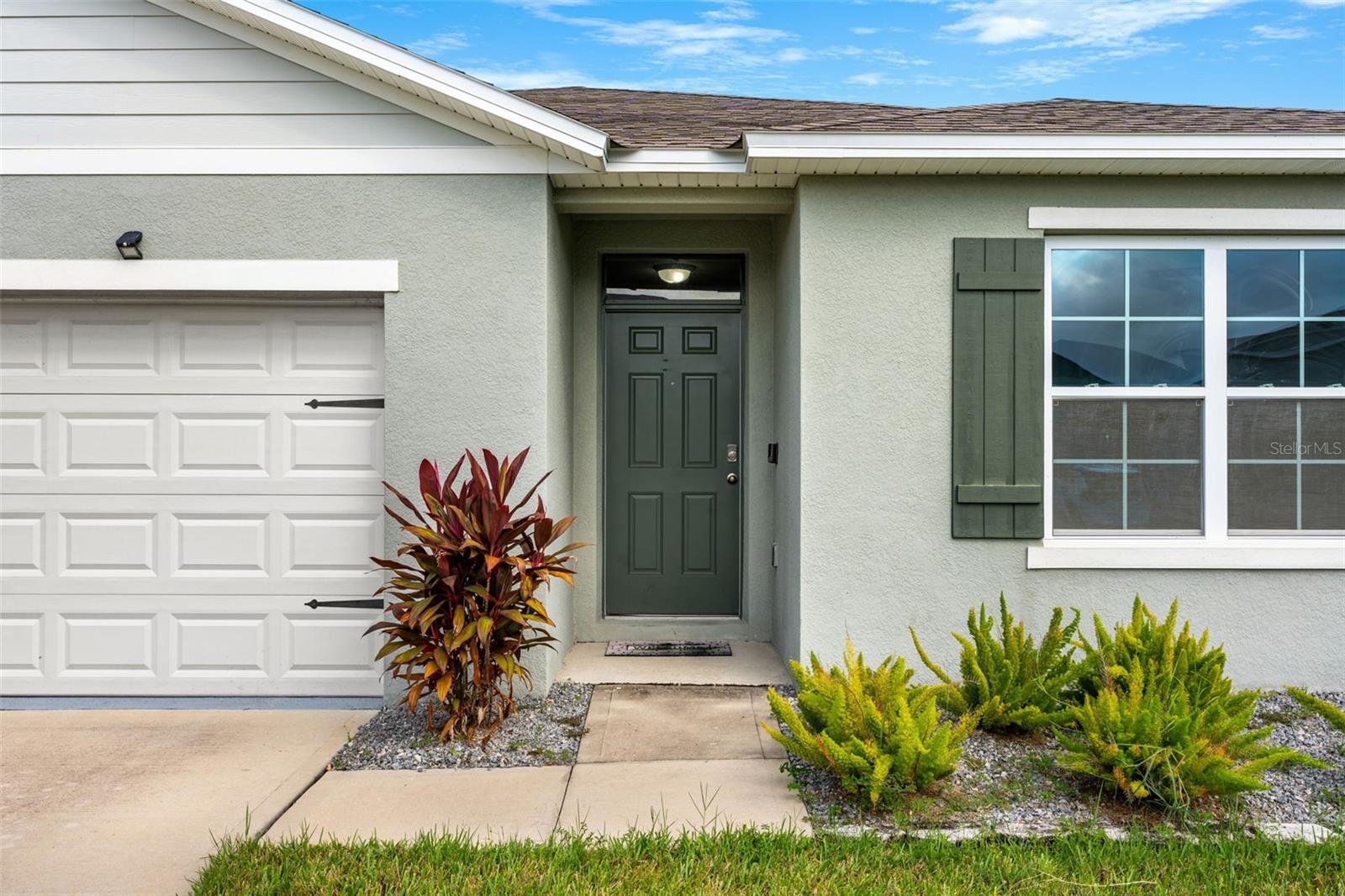 1433 RIVERBOAT DRIVE