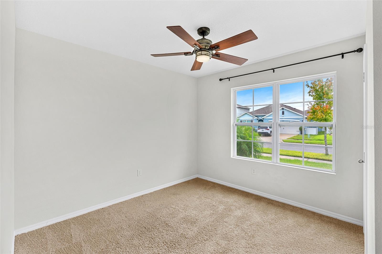 1433 RIVERBOAT DRIVE