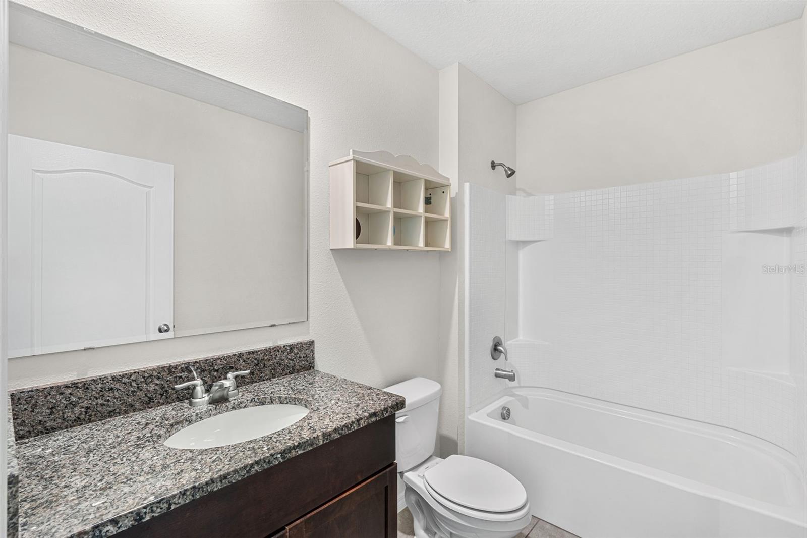 1433 RIVERBOAT DRIVE