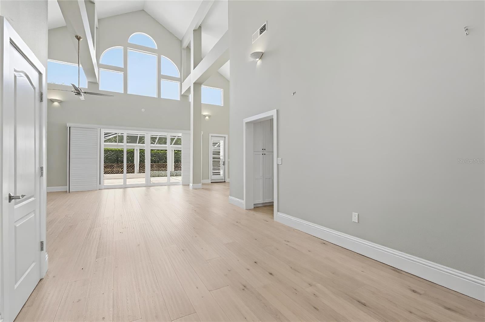 1511 N LAKE SHORE DRIVE