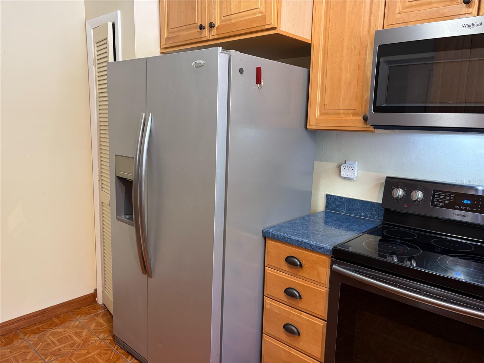 CARROLLWOOD PINES - Residential