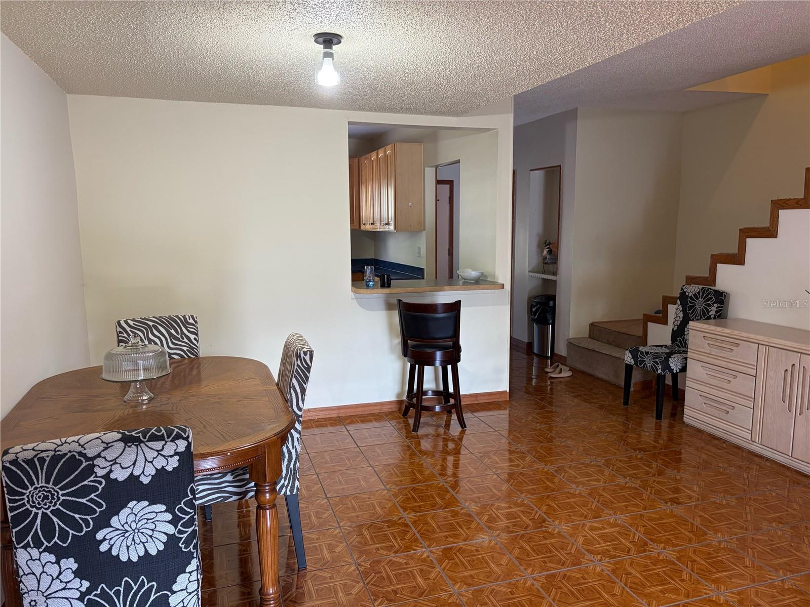 CARROLLWOOD PINES - Residential