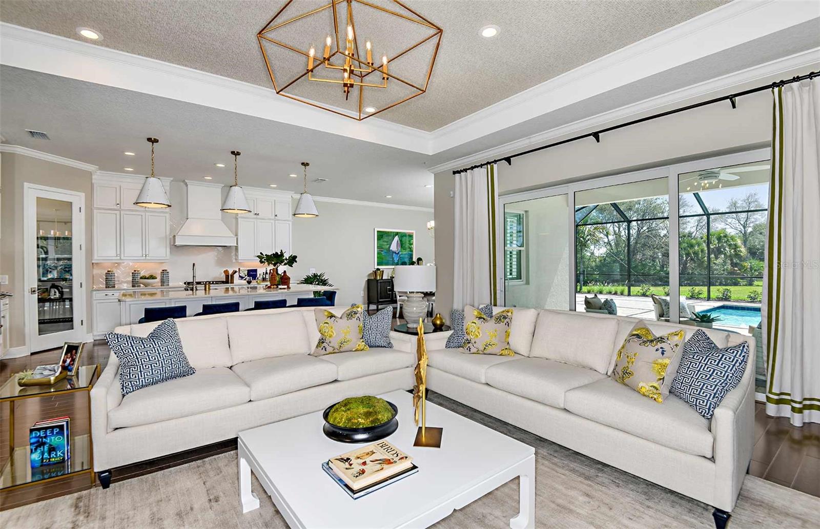 AVELINA WELLEN PARK VILLAGE F-2 - Residential