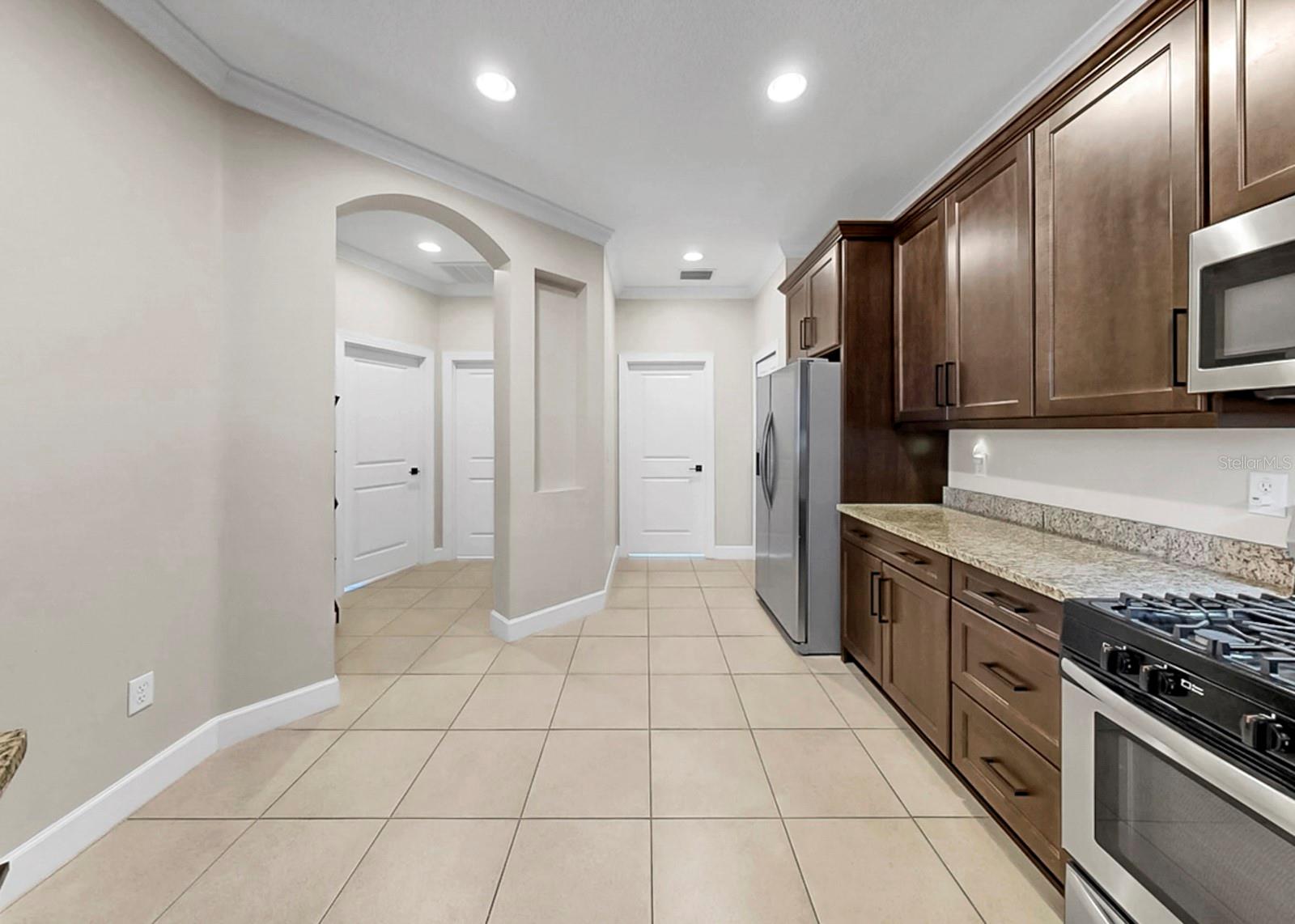 FISHHAWK RANCH PHASE 2 PARCEL Z - Residential