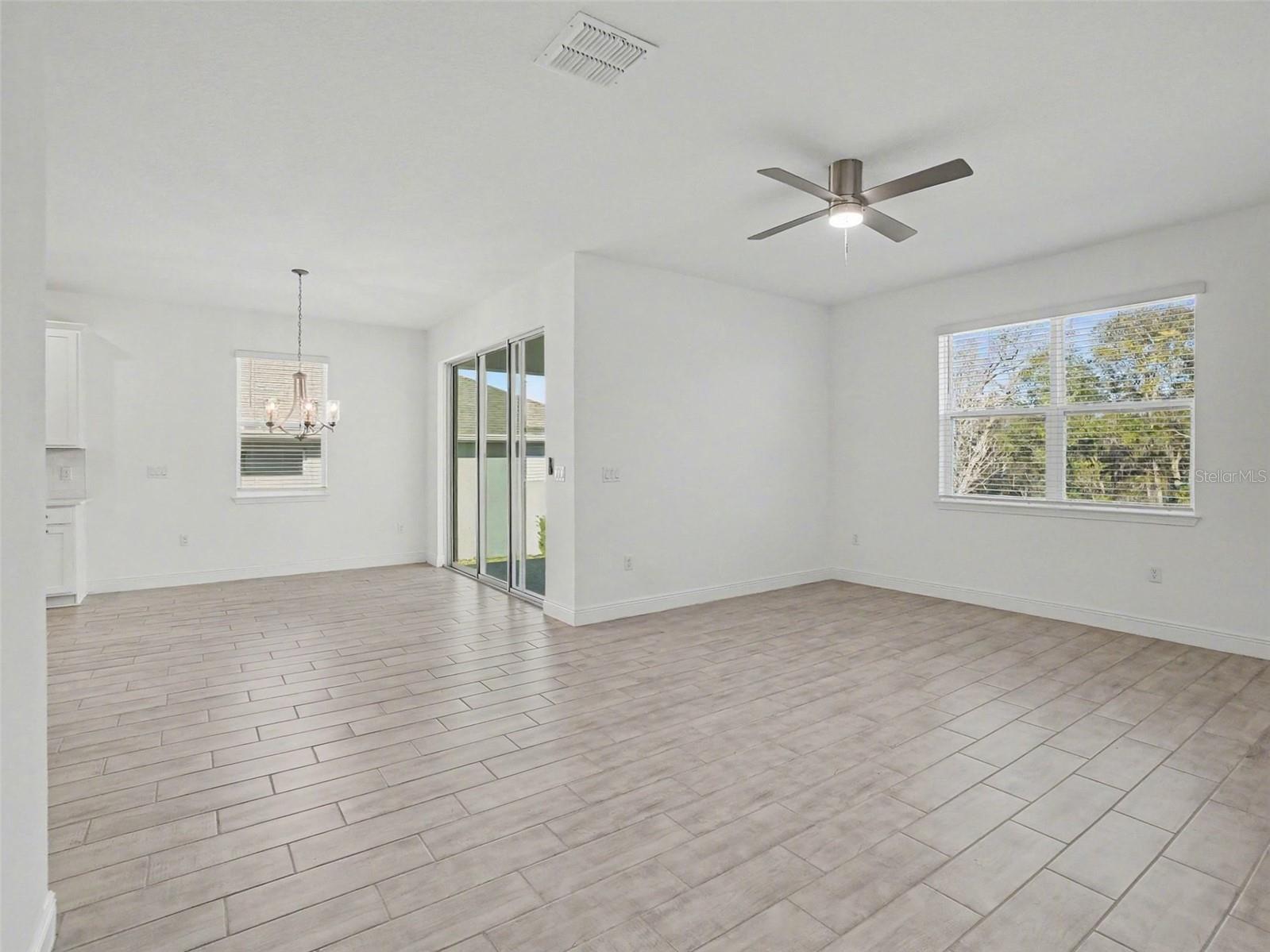 VILLAGES/MINNEOLA HILLS PH 3 - Residential