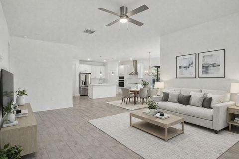 Tiny photo for 2040 Keystone Pass Boulevard, Minneola, FL 34715 (MLS # O6381158)