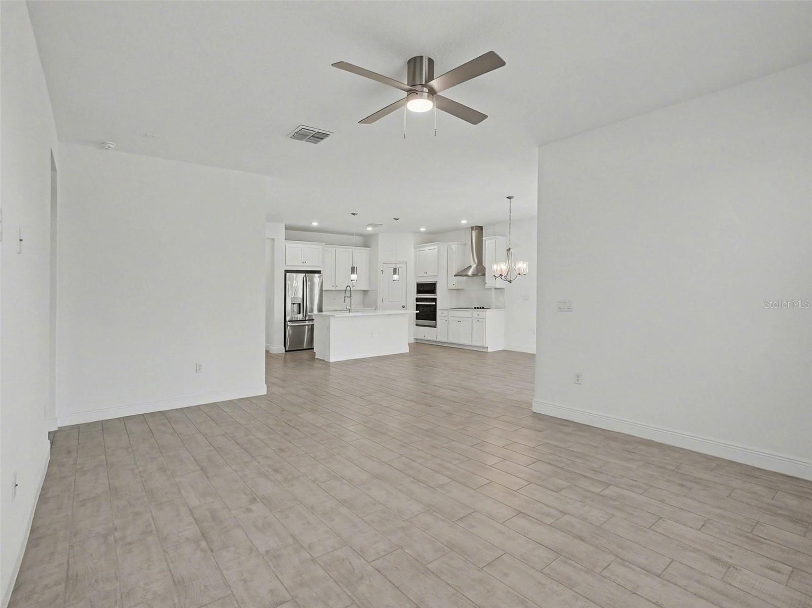 VILLAGES/MINNEOLA HILLS PH 3 - Residential